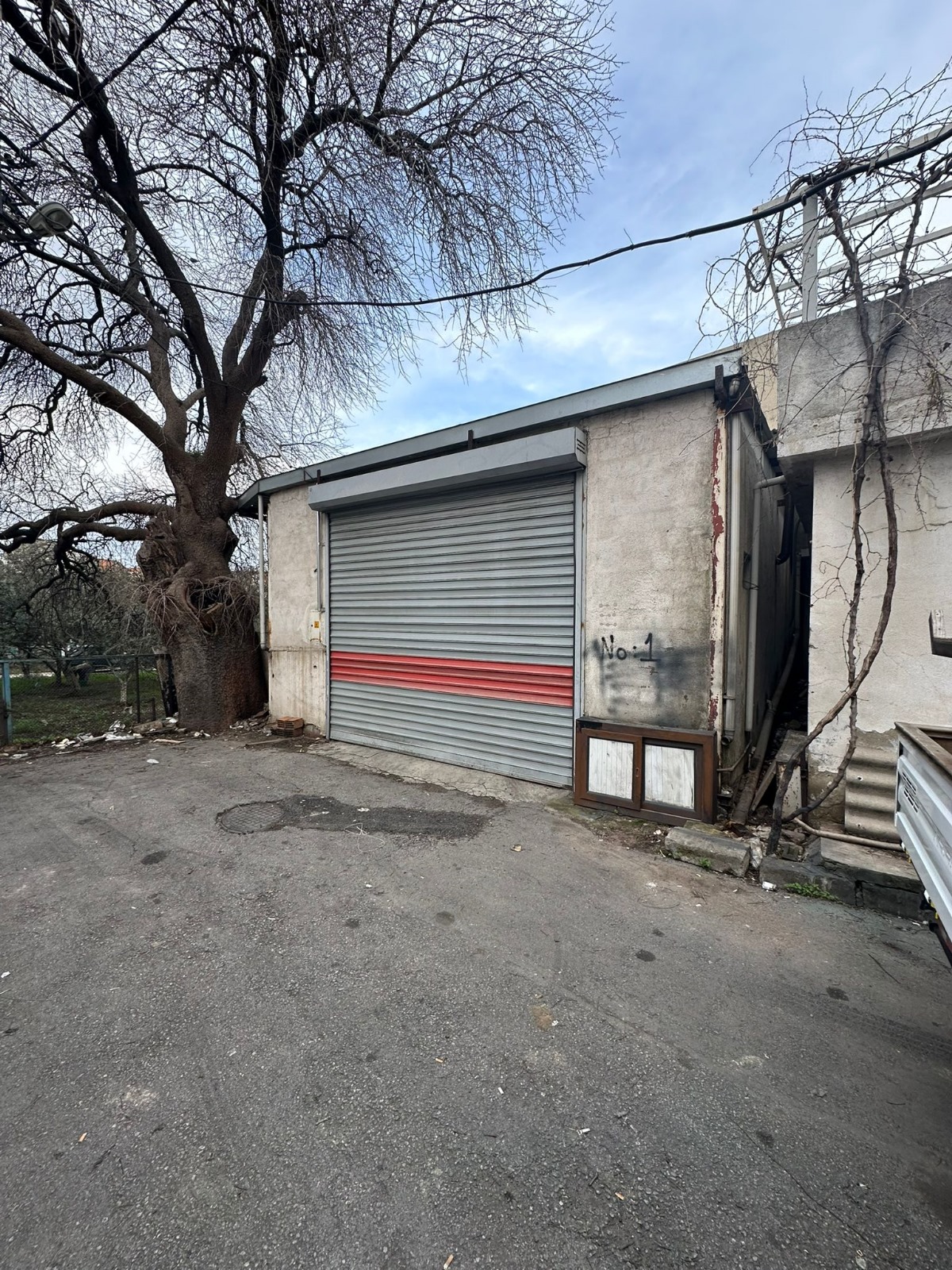 Locate'den Aşık Veysel Mh.de 216m² Kiracılı Satılık Dükkan