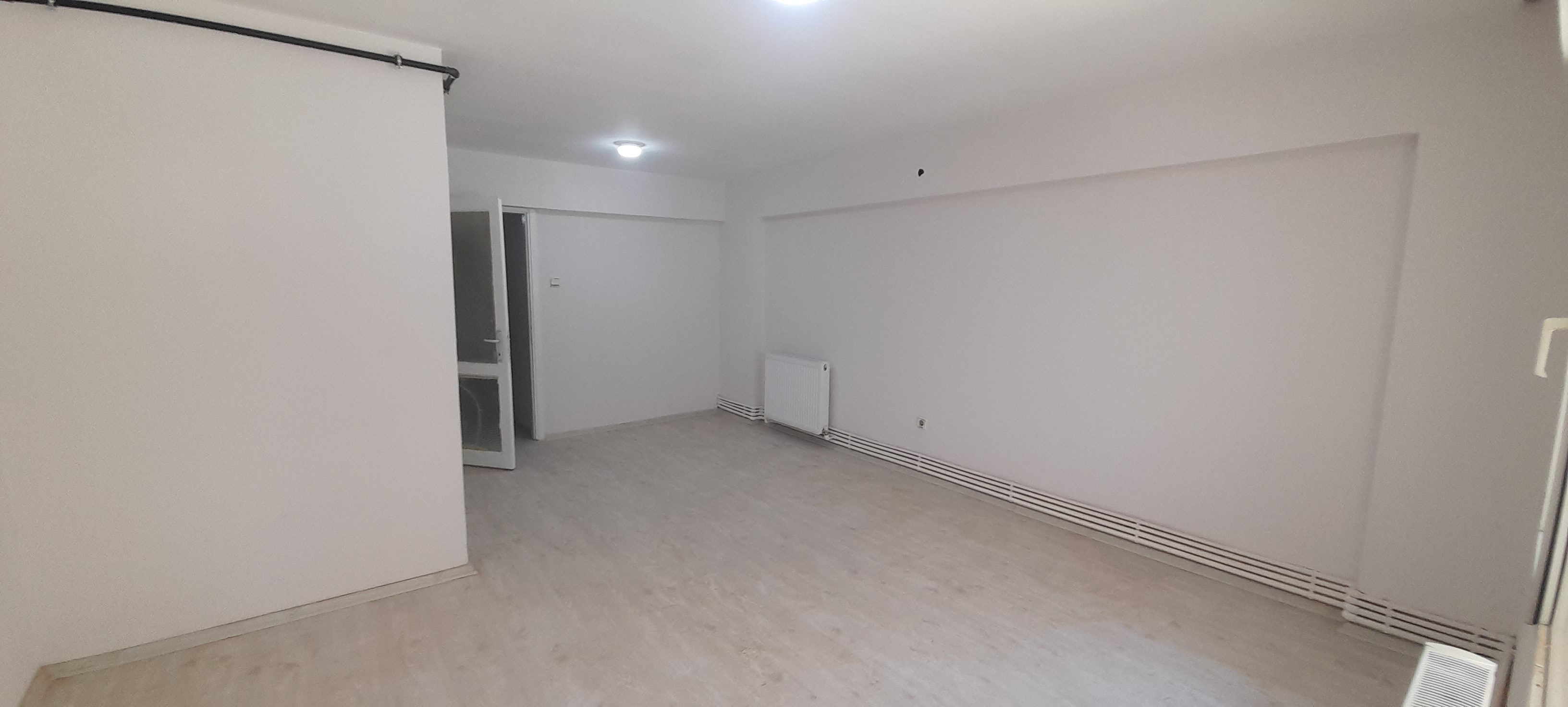 LOCATE'DEN BORNOVA GEDİZ CADDESİNDE KİRALIK 3+1 DAİRE